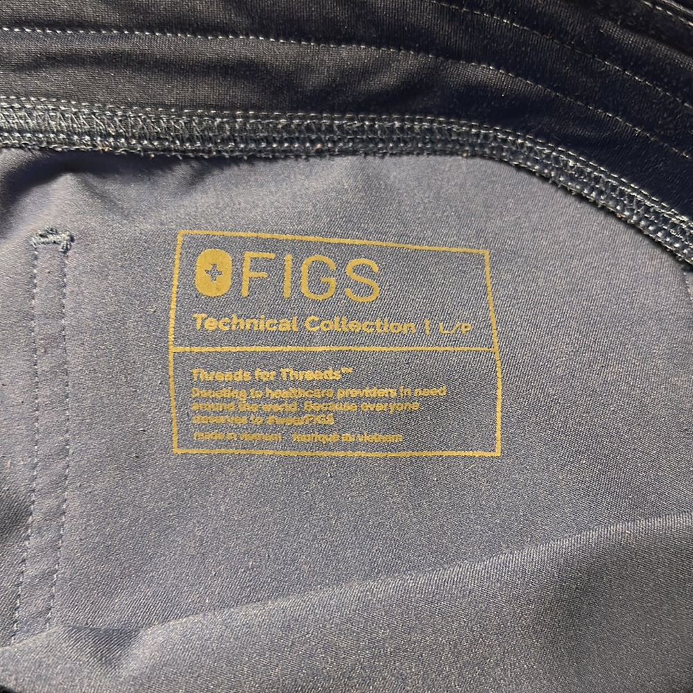 Figs Scrub Set - Picture 3 of 7
